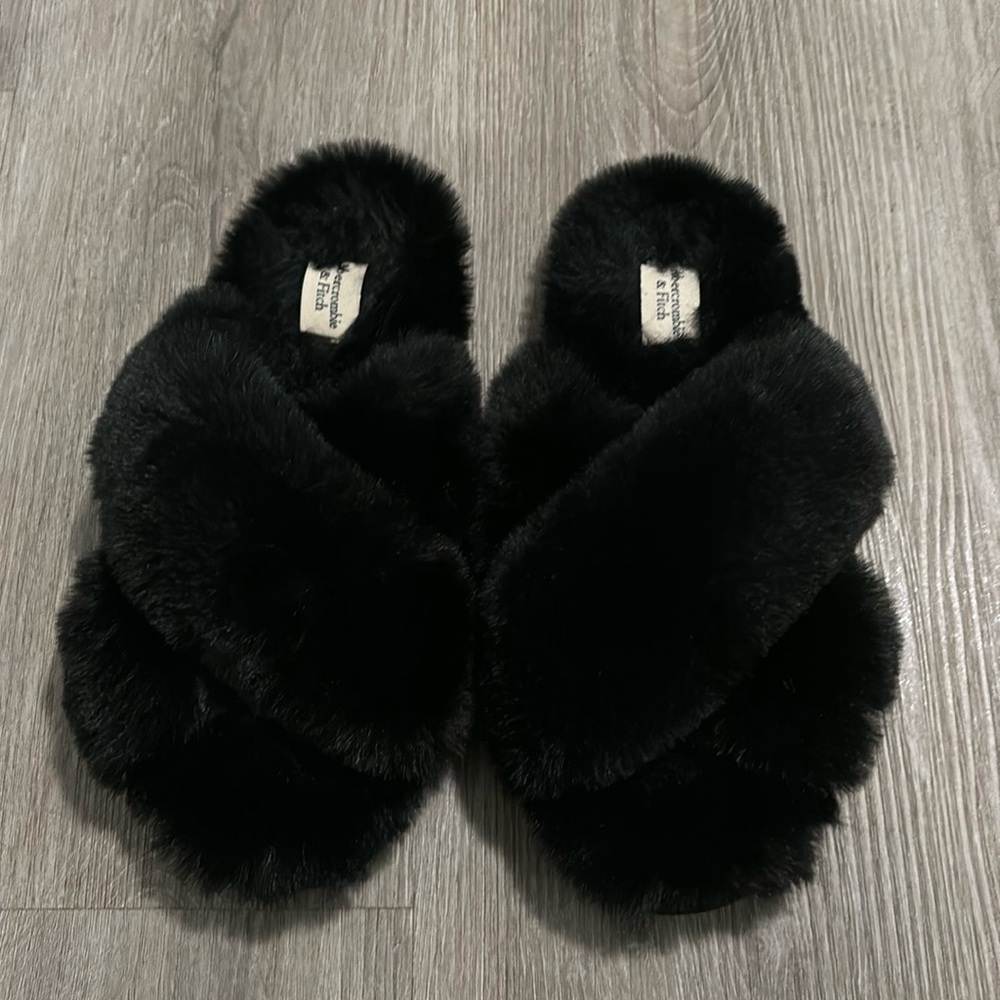 Abercrombie & Fitch fairy slippers Sz M/L‎ NWOT